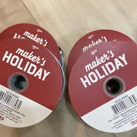 Bundle (4) rolls Christmas holiday ribbon - Picture 6 of 10